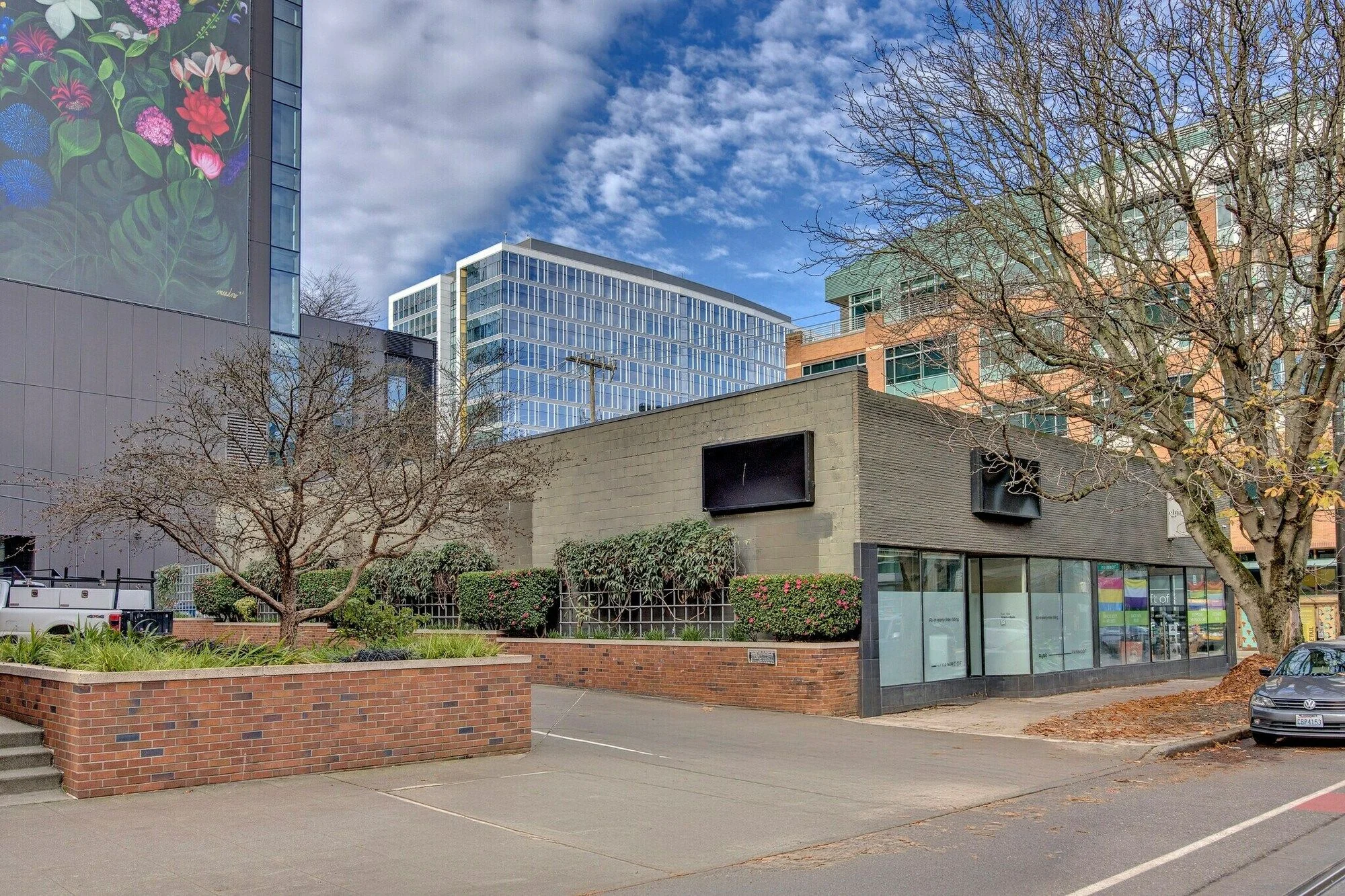 233 Westlake Ave N — Lease in Seattle, WA, photo 2 of 5