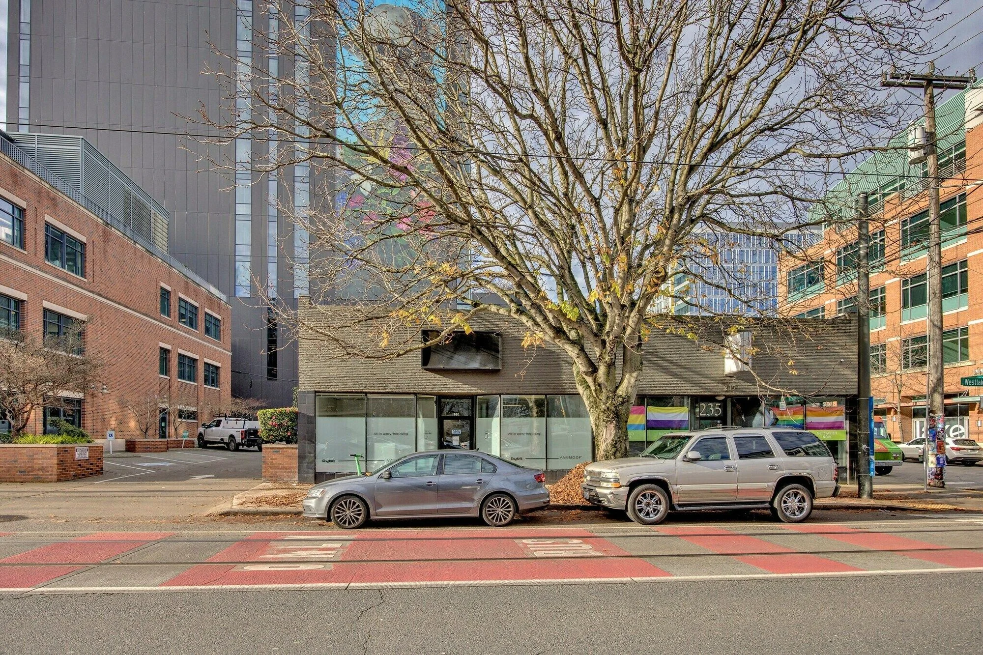 233 Westlake Ave N — Lease in Seattle, WA, photo 4 of 5