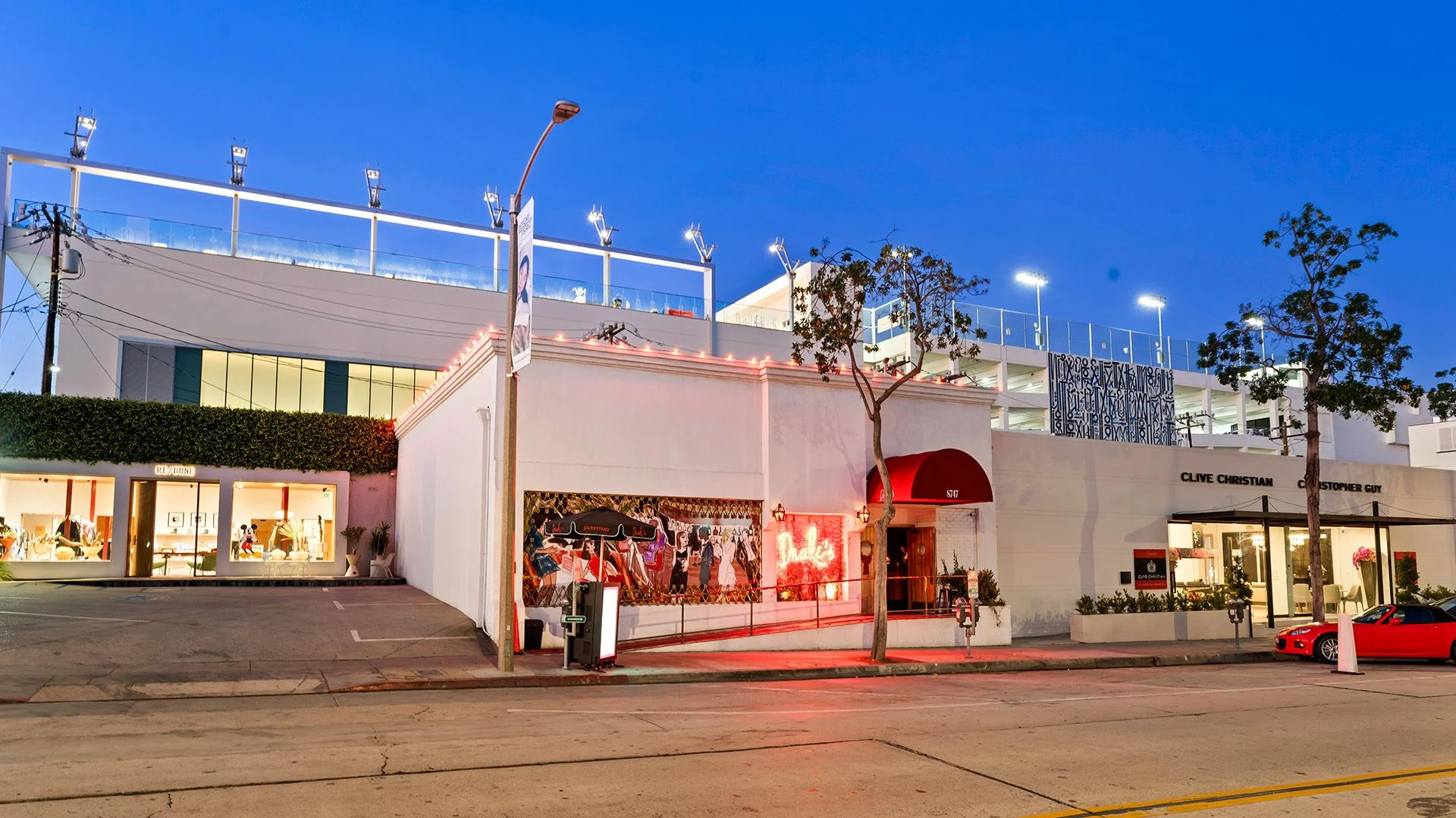 8747 Melrose Avenue — Lease in West Hollywood, CA, photo 1 of 1