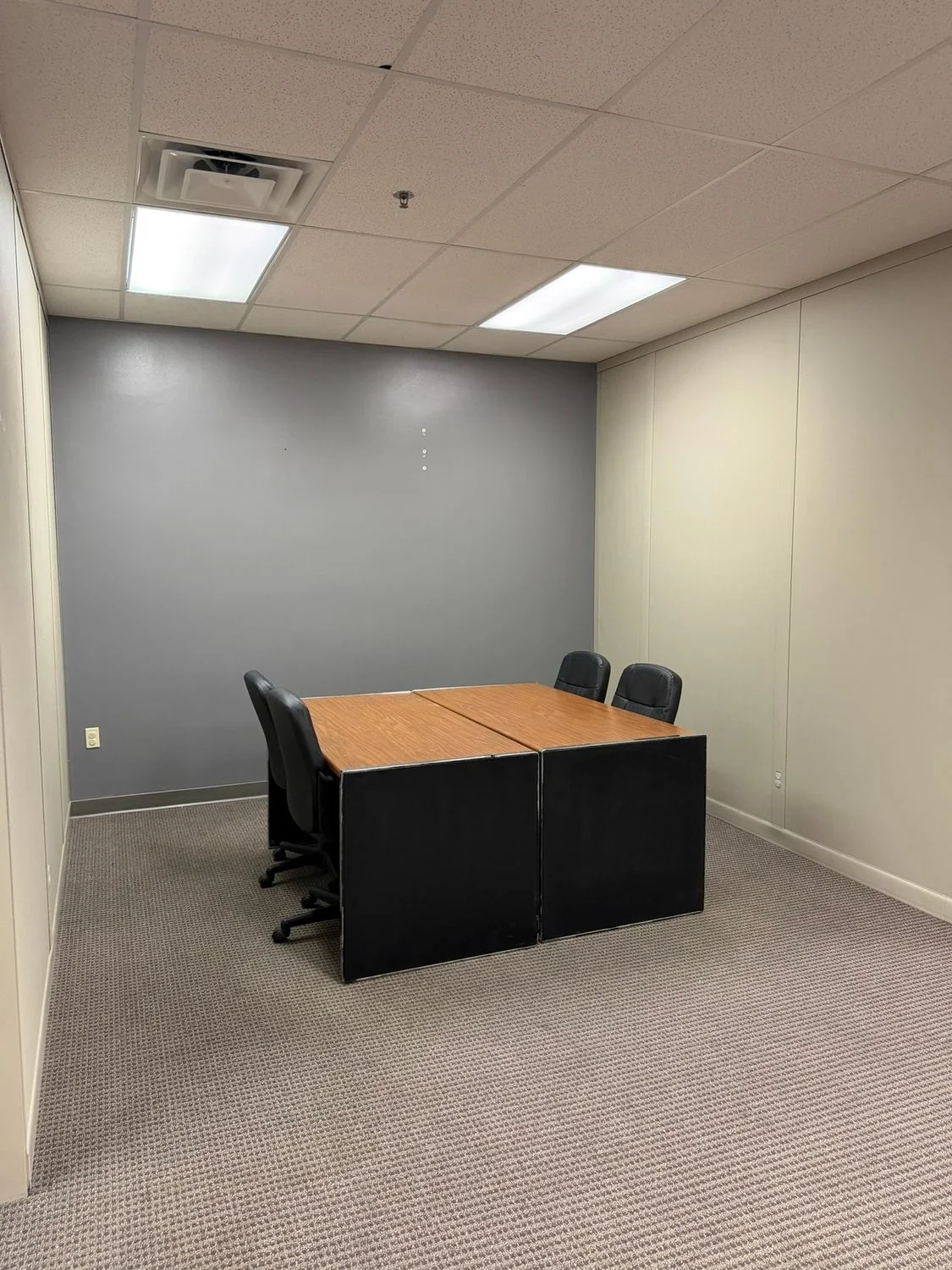2031 E Rawson Ave — Lease in Oak Creek, WI, photo 6 of 7