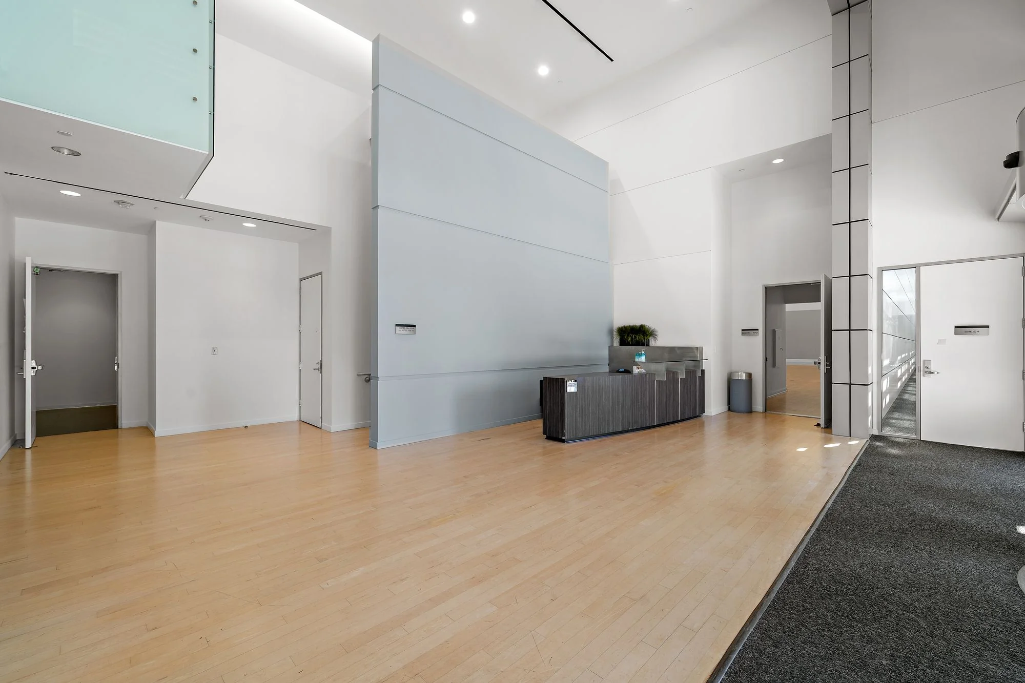 3 Glen Bell Way — Lease in Irvine, CA, photo 4 of 8