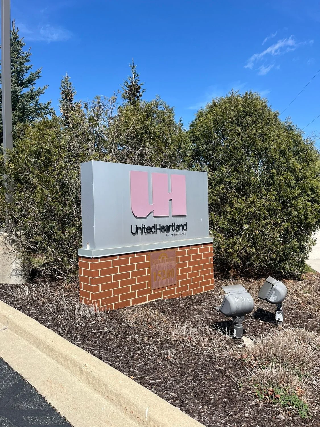15200 W Small Rd — Lease in New Berlin, WI, photo 2 of 8