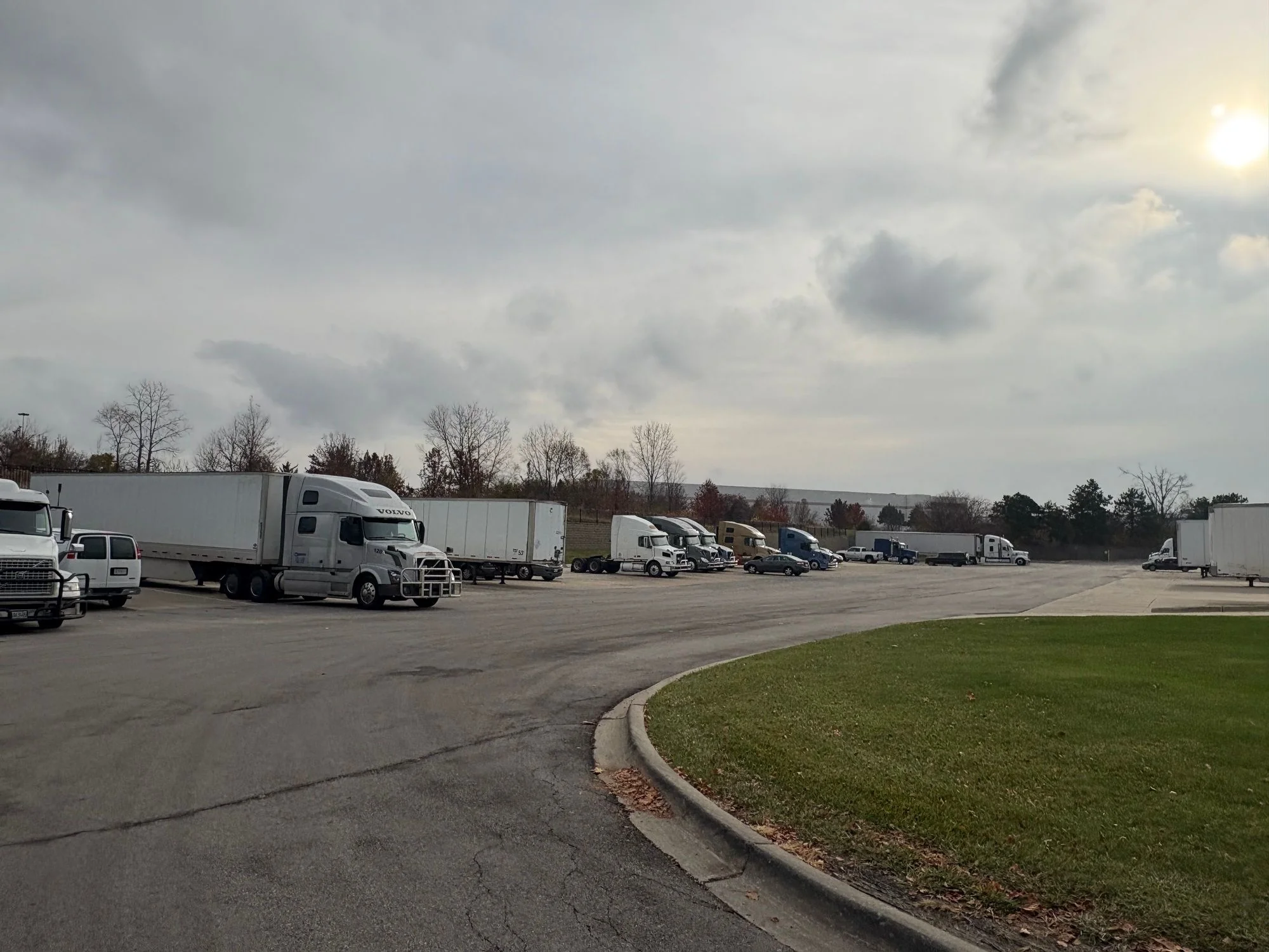 340 Crossroads Parkway — Lease in Bolingbrook, IL, photo 6 of 7