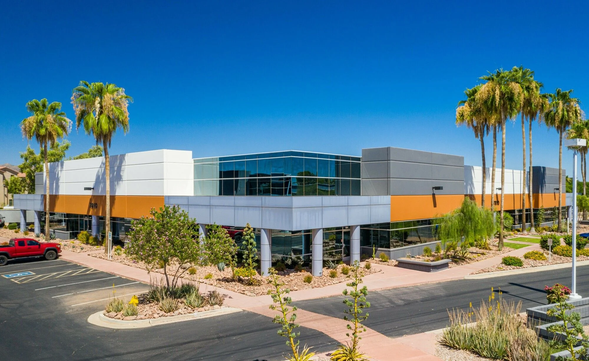 Desert Vista Commerce Center - industrial for sale in tempe, AZ