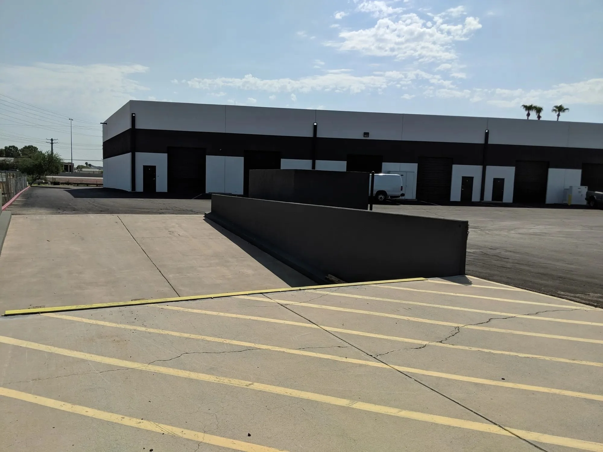 Hohokam Commerce Center — Lease in Phoenix, AZ, photo 3 of 7