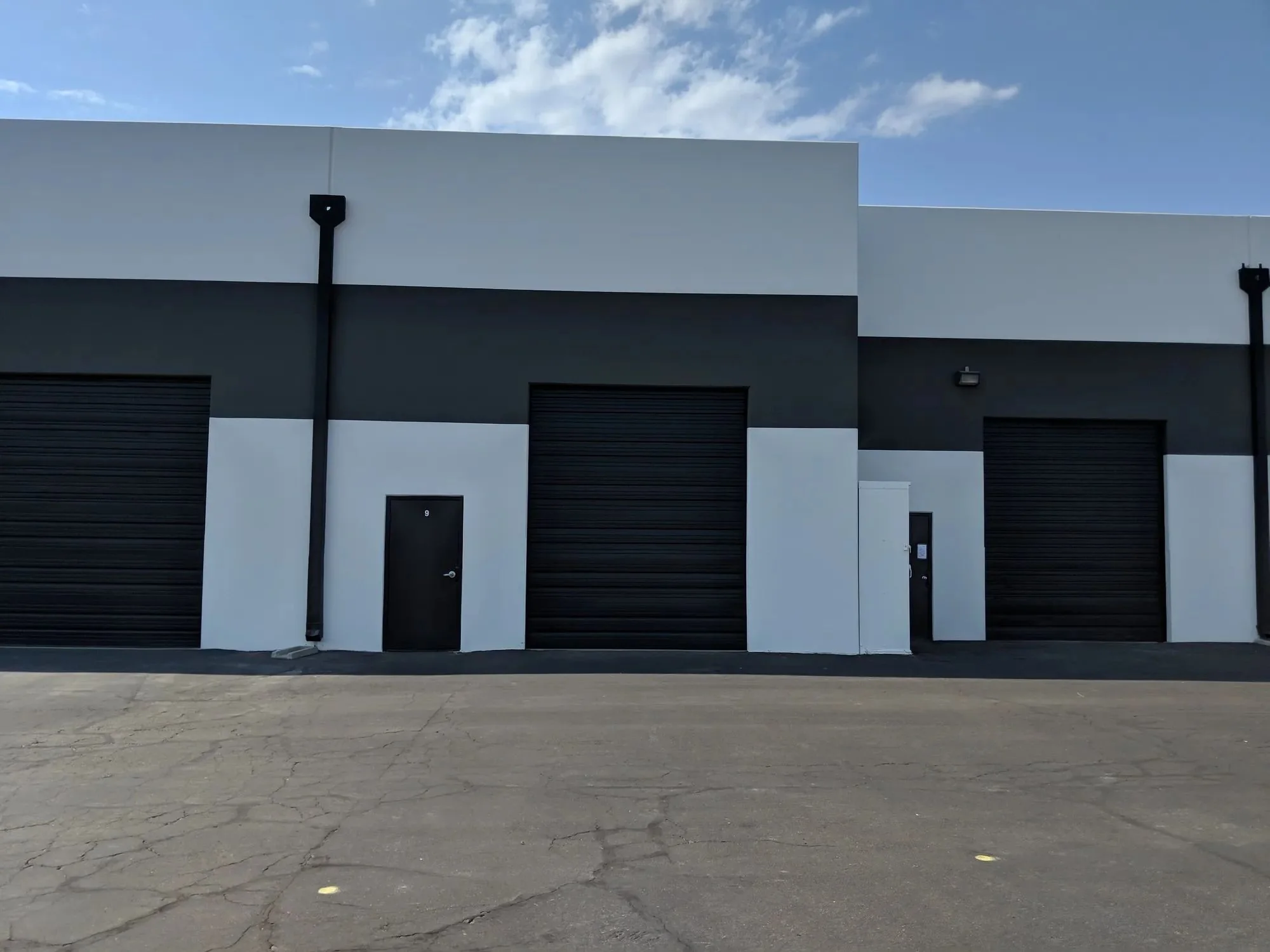 Hohokam Commerce Center — Lease in Phoenix, AZ, photo 4 of 7