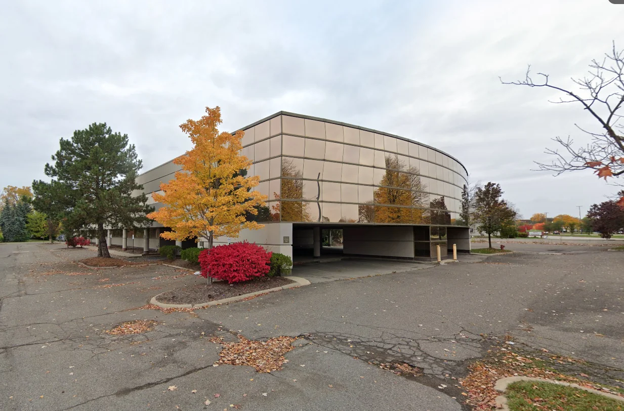 28625 Northwestern Hwy — Lease in Southfield, MI, photo 1 of 1