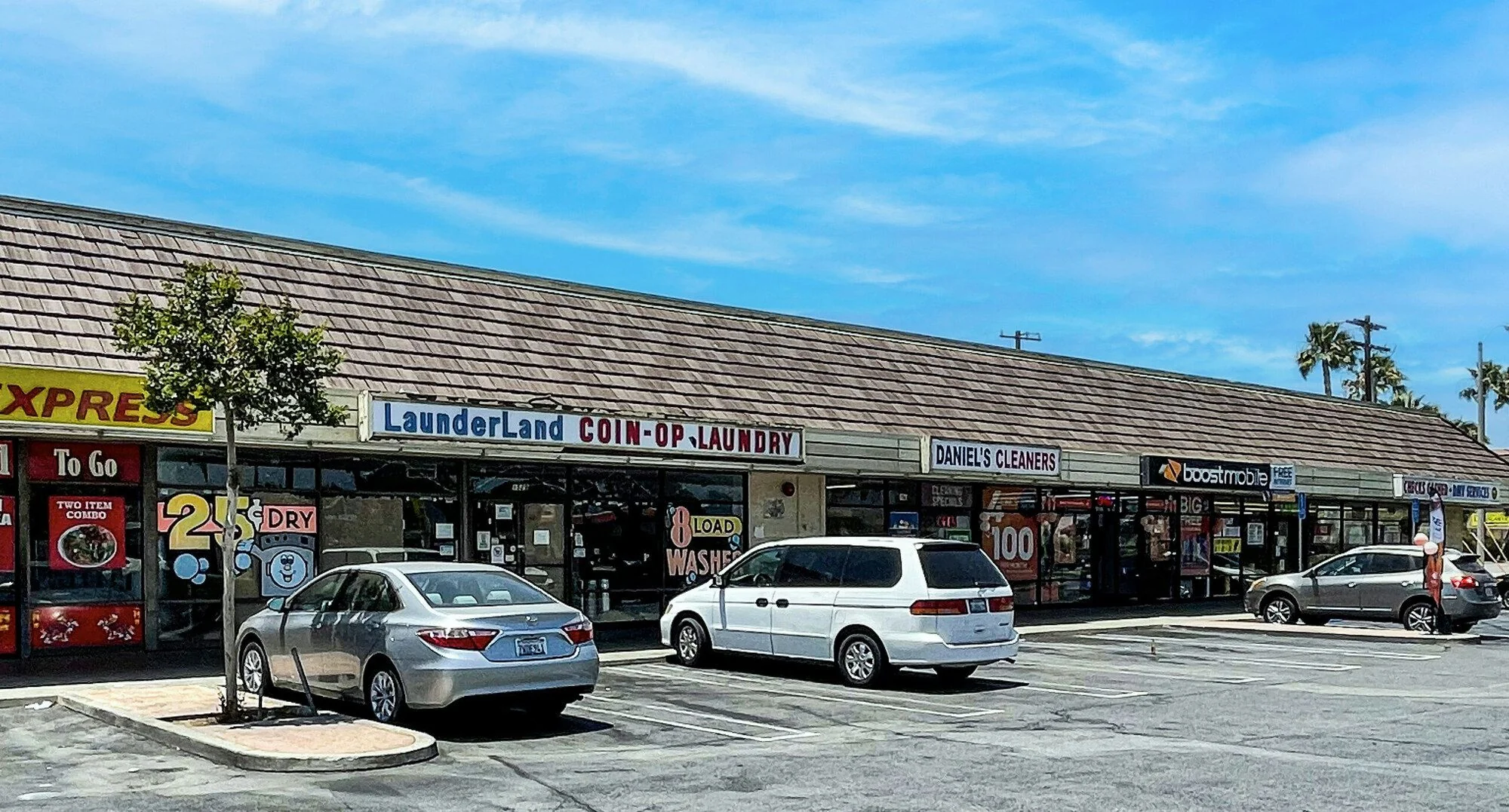 1555 S Garey Ave — Lease in Pomona, CA, photo 1 of 1