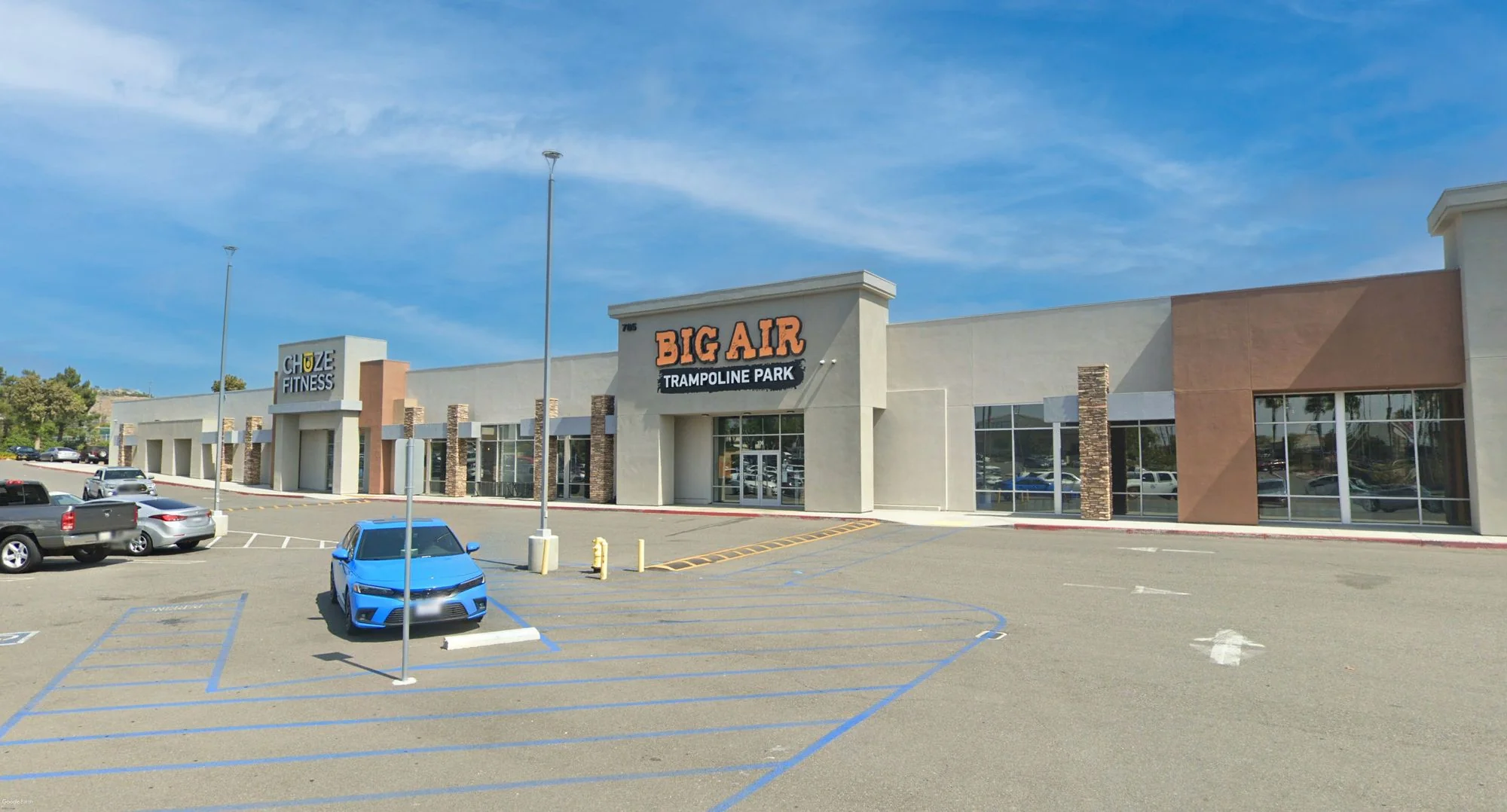 Main Street Crossroads — Lease in Corona, CA, photo 1 of 2