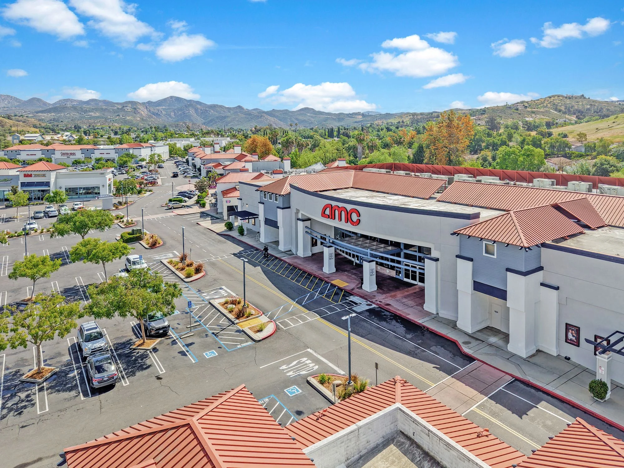 Creekside Plaza — Lease in Poway, CA, photo 2 of 4