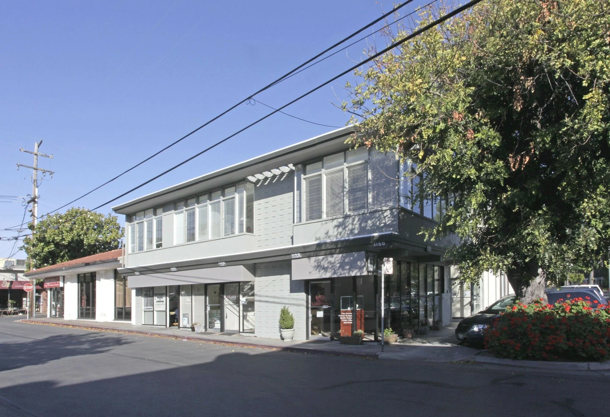 1150 Chestnut Street — Lease in Menlo Park, CA, photo 1 of 8