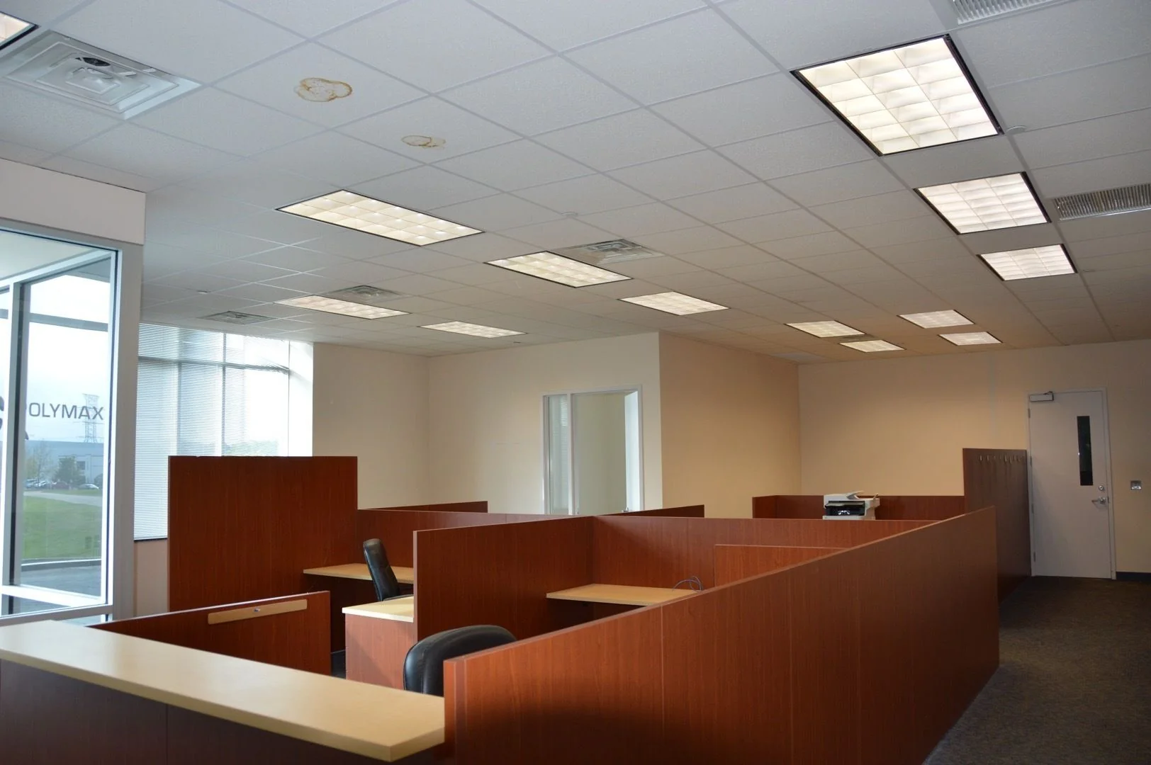 3210 Oak Grove Ave. — Lease in Waukegan, IL, photo 4 of 5