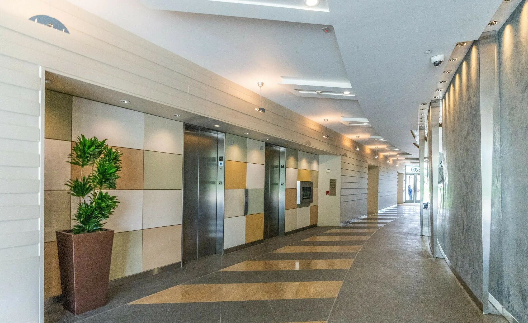 6200-6220 Stoneridge Mall Rd — Lease in Pleasanton, CA, photo 4 of 8