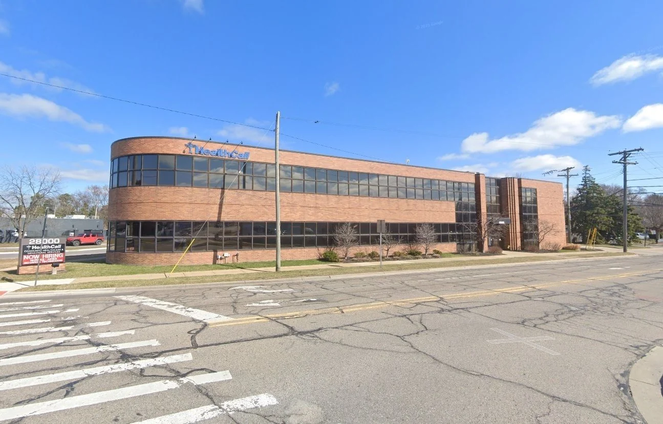 28000 Woodward Ave — Lease in Royal Oak, MI, photo 1 of 1
