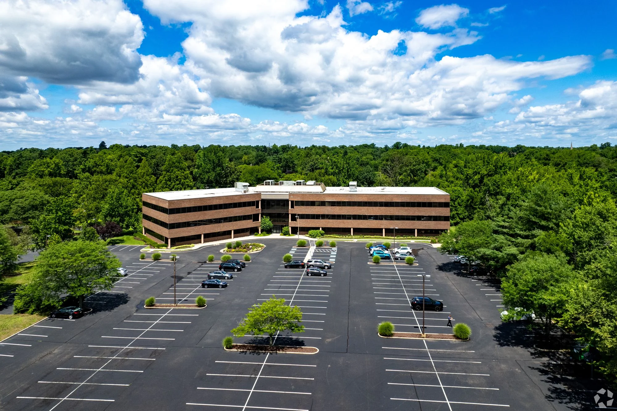 Moorestown Corp Center 1 — Lease in Moorestown, NJ, photo 3 of 8