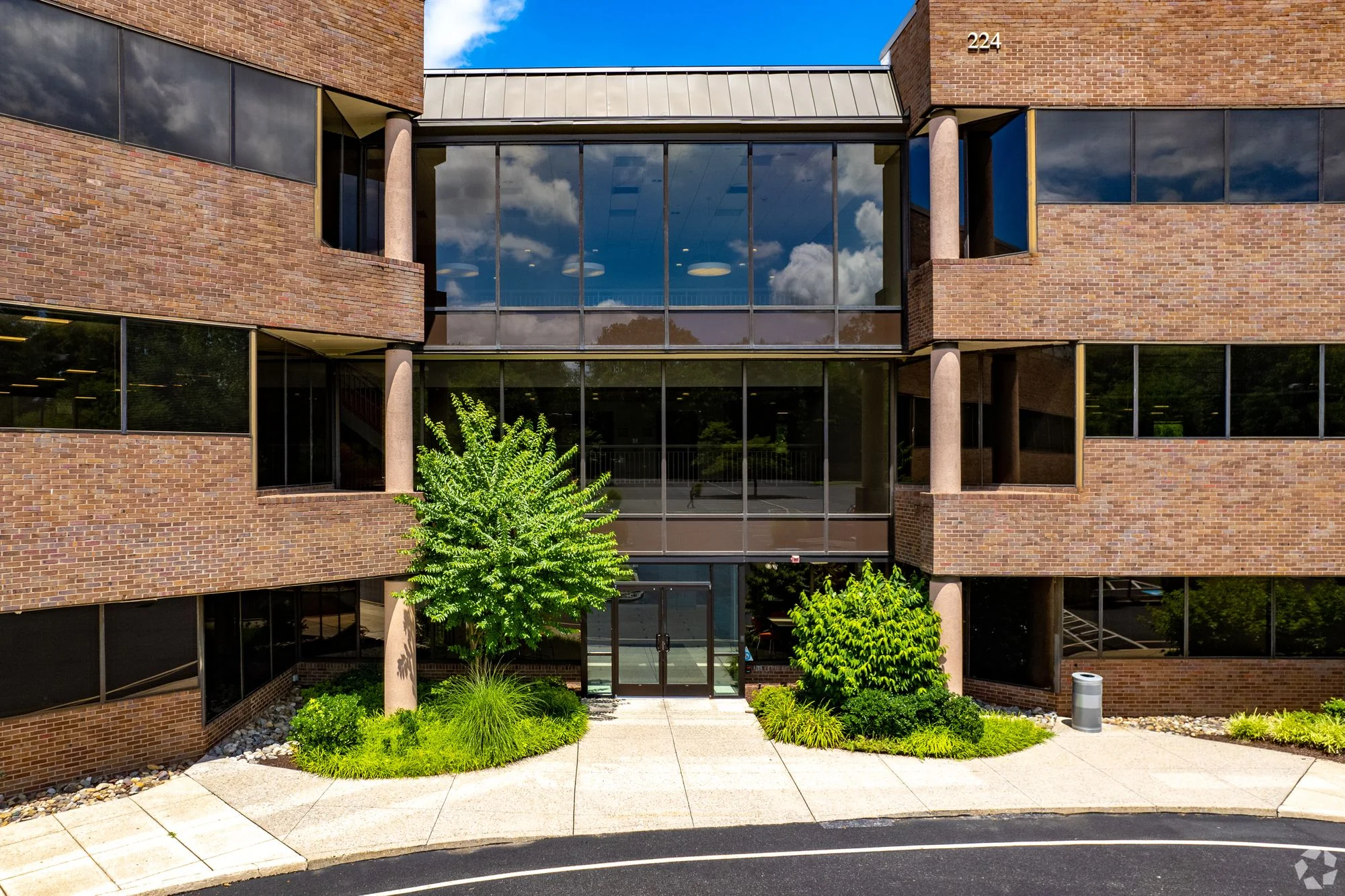 Moorestown Corp Center 1 — Lease in Moorestown, NJ, photo 4 of 8