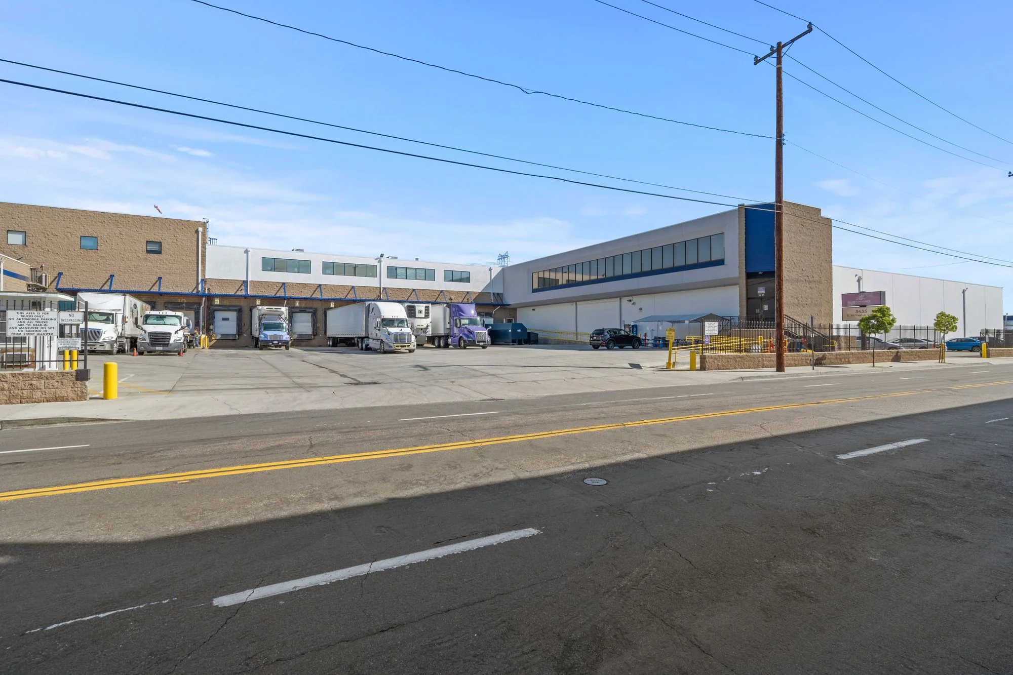 3435 East Vernon Avenue — Lease in Vernon, CA, photo 1 of 1