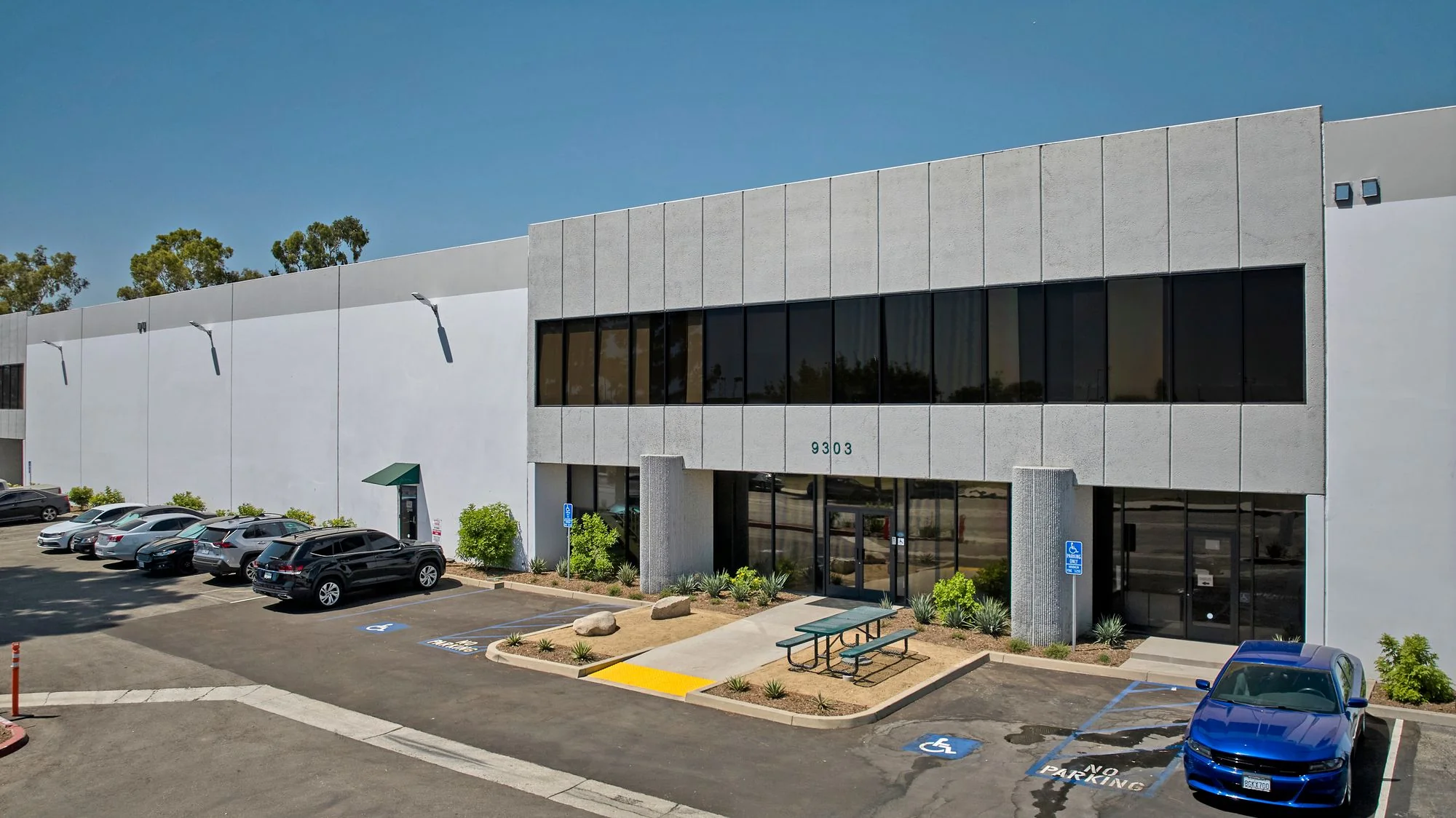 Prologis Mid-Counties Distribution Center — Lease in Santa Fe Springs, CA, photo 1 of 1