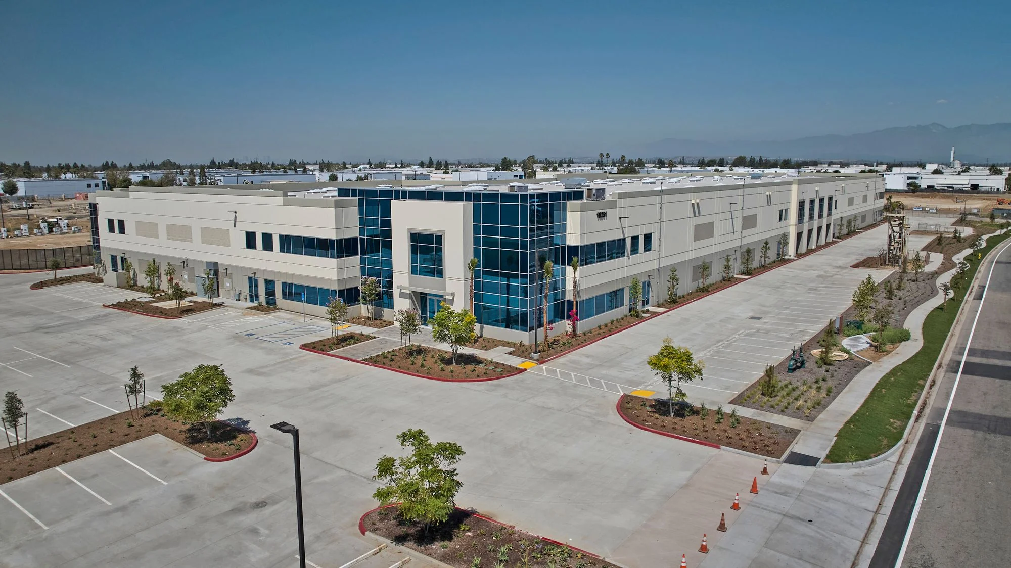 Telegraph Pointe — Lease in Santa Fe Springs, CA, photo 2 of 2