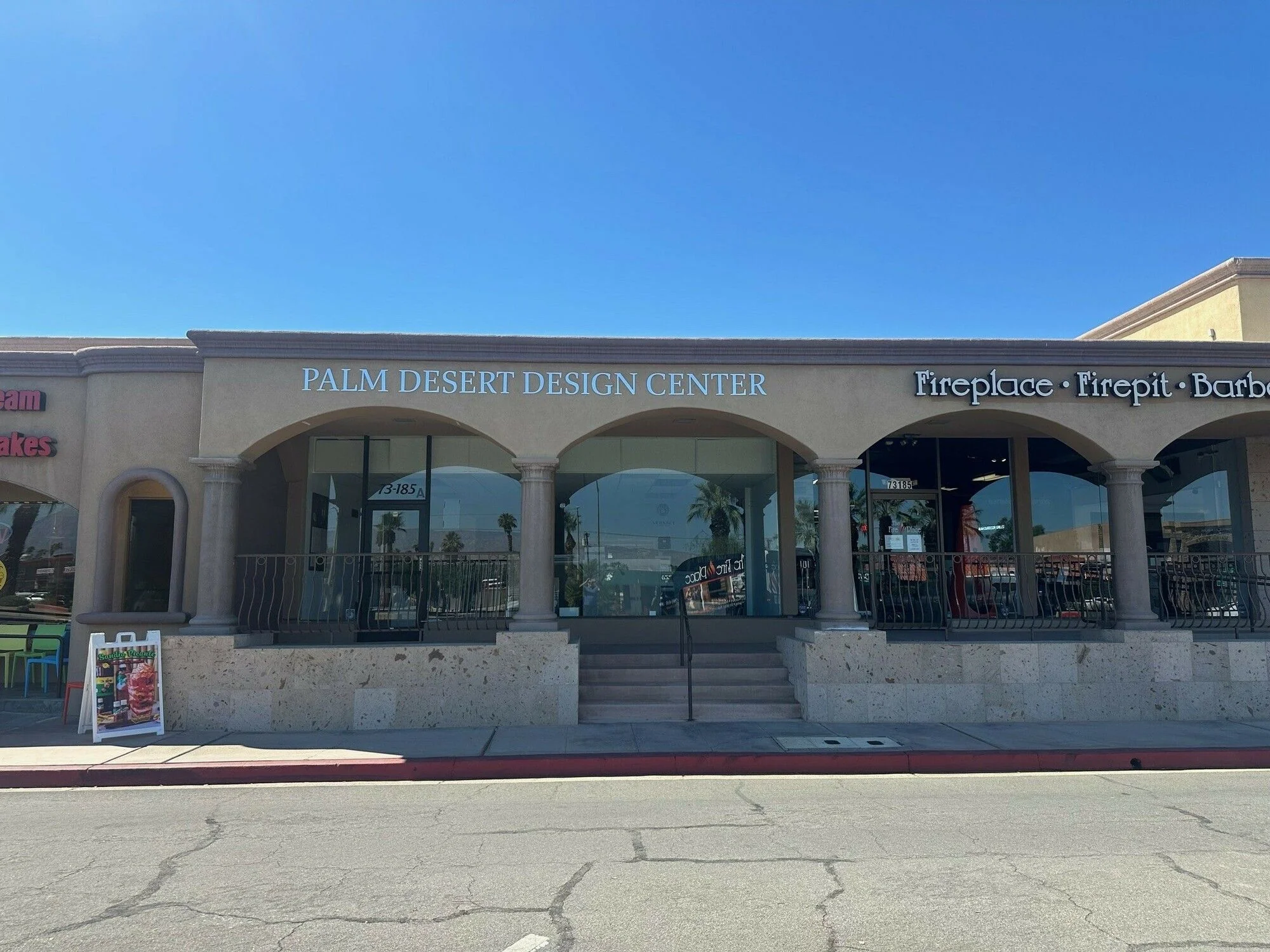 73185 California 111 — Lease in Palm Desert, CA, photo 1 of 8