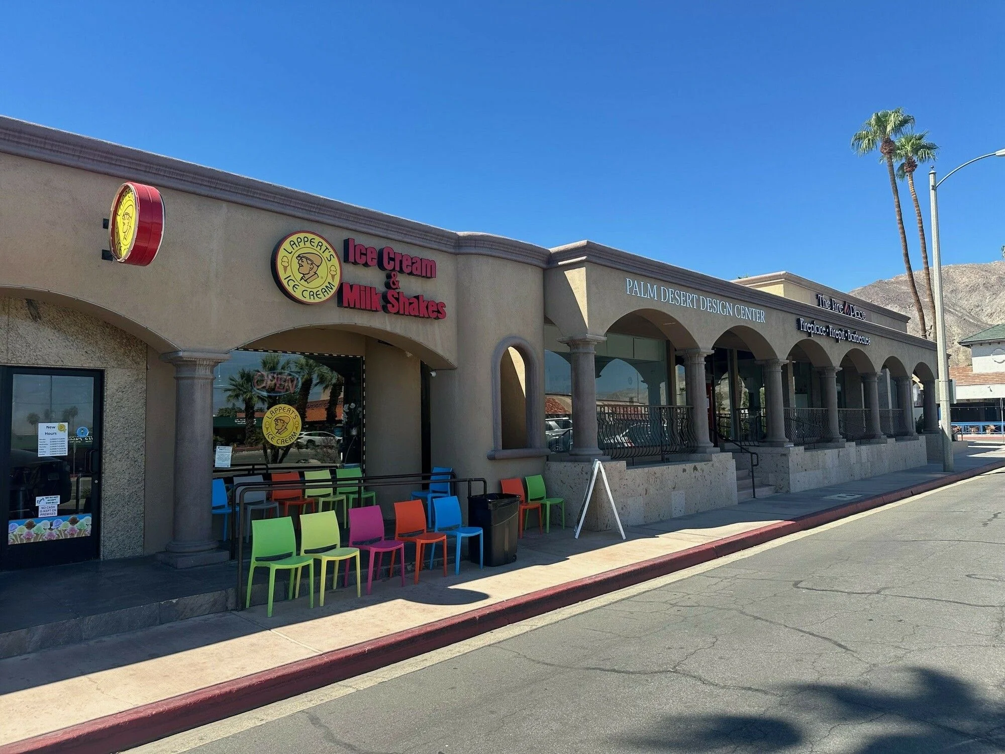 73185 California 111 — Lease in Palm Desert, CA, photo 5 of 8
