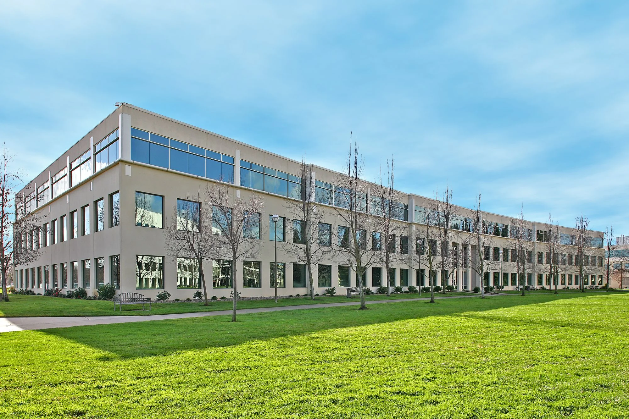 White Rock Corporate Campus — Lease in Rancho Cordova, CA, photo 2 of 4