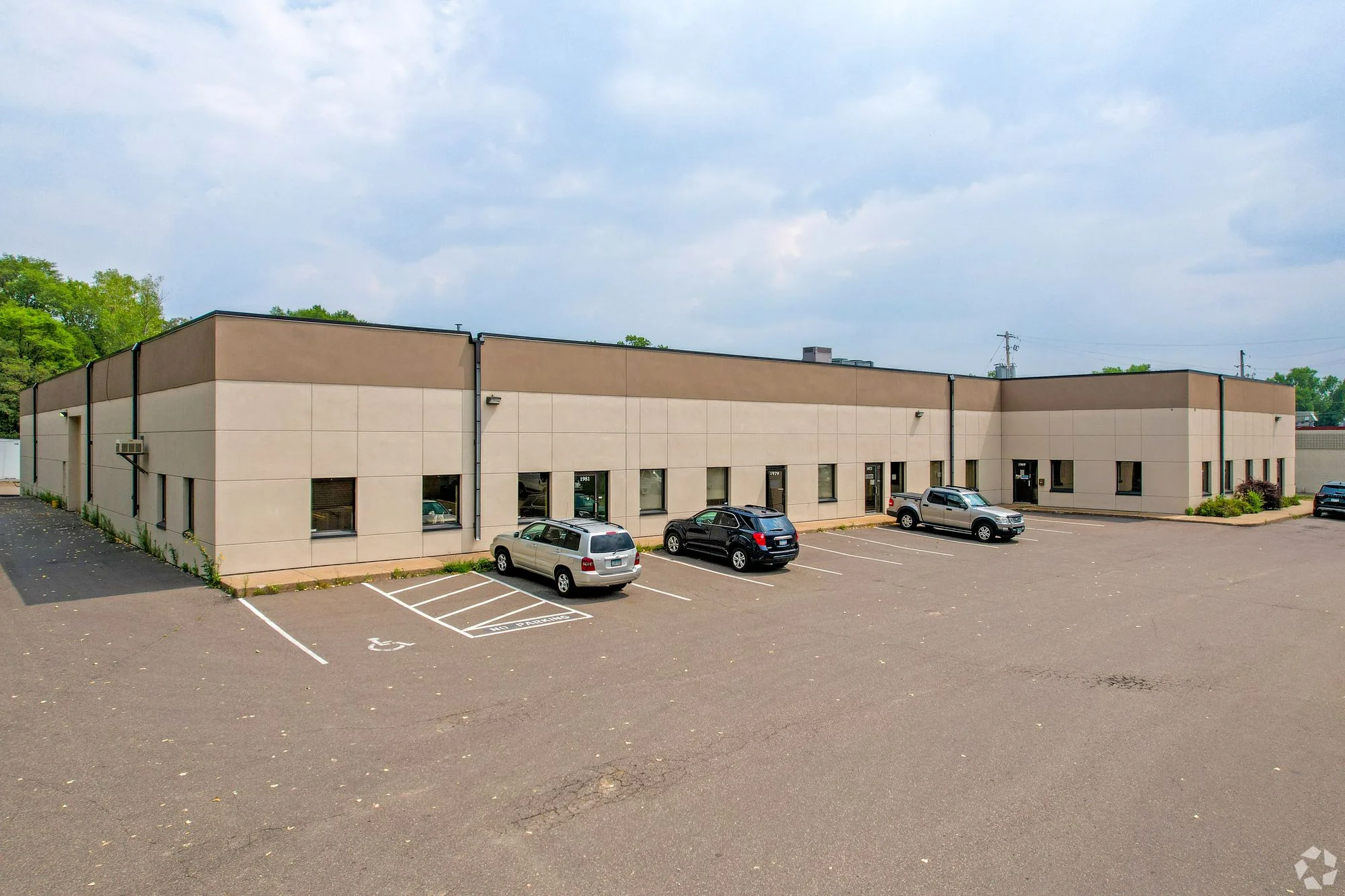 1965-1981 County Road C2 — Lease in Roseville, MN, photo 3 of 6