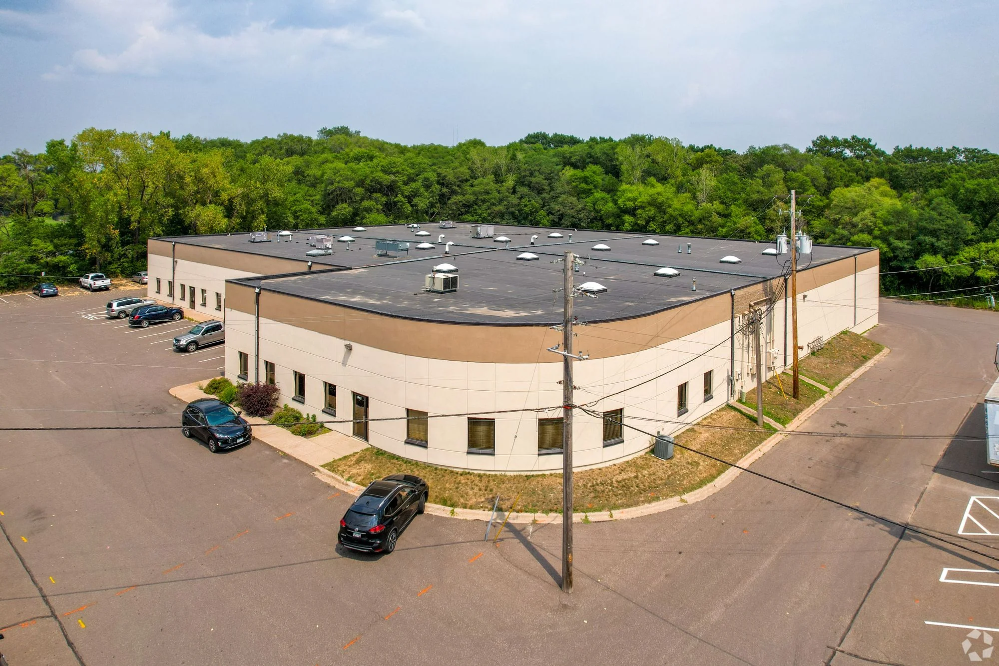 1965-1981 County Road C2 — Lease in Roseville, MN, photo 5 of 6