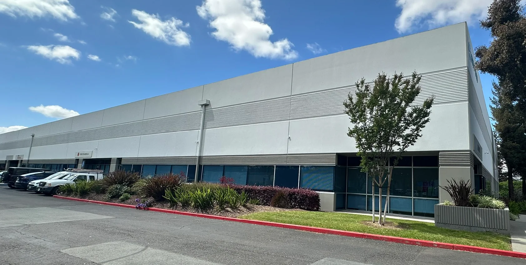 6100 Stewart Avenue — Lease in Fremont, CA, photo 1 of 2