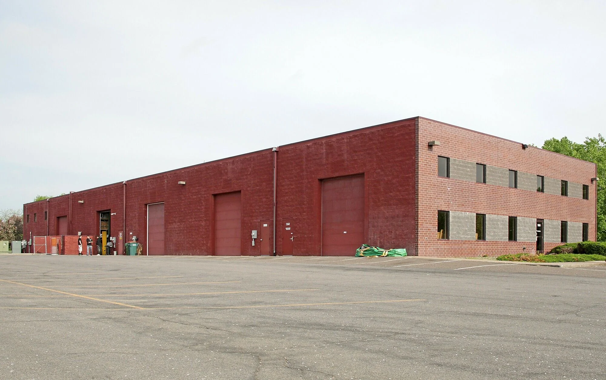 1160-1172 Red Fox Road — Lease in Arden Hills, MN, photo 4 of 5