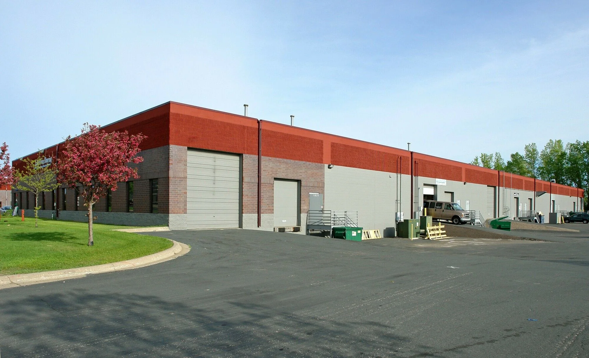 1825-1843 Buerkle Rd — Lease in White Bear Lake, MN, photo 3 of 5