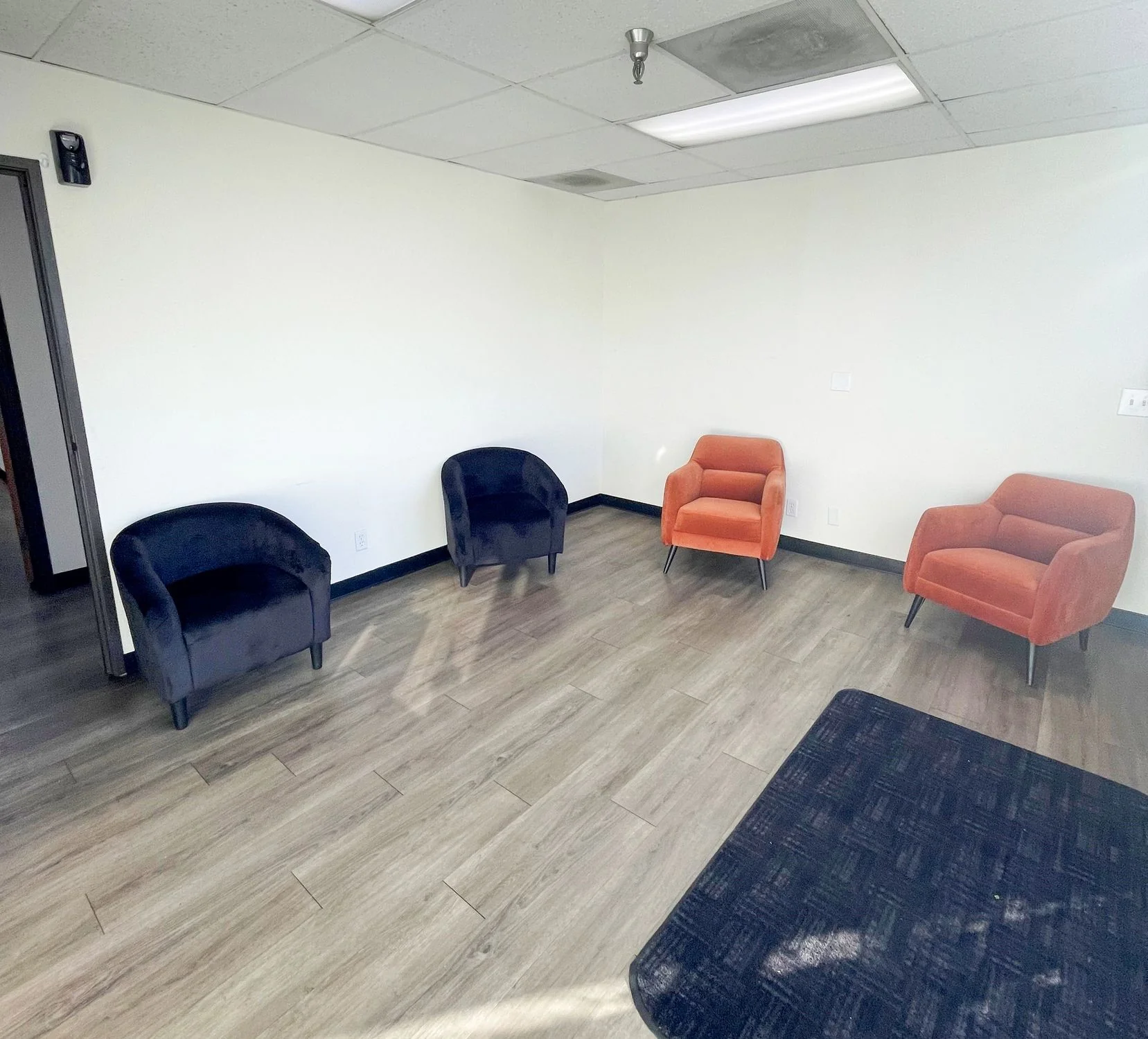 3464 Durahart — Lease in Riverside, CA, photo 3 of 3