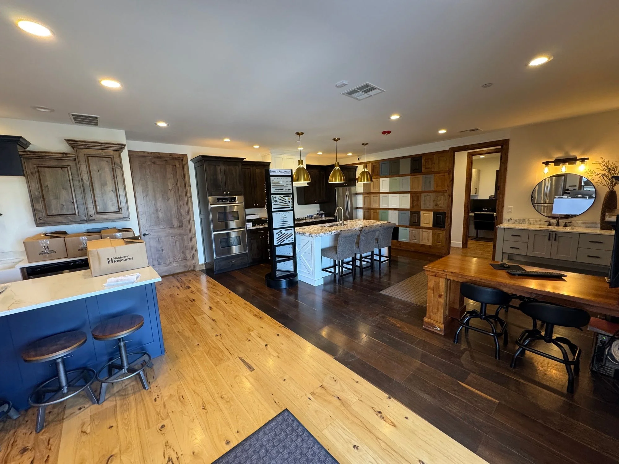LEC Cabinets Building — Lease in Tooele, UT, photo 2 of 8