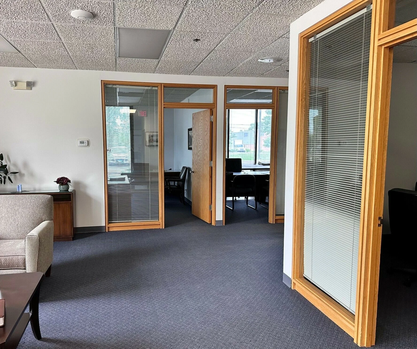Howard O’Hare Business Center — Lease in Des Plaines, IL, photo 4 of 8