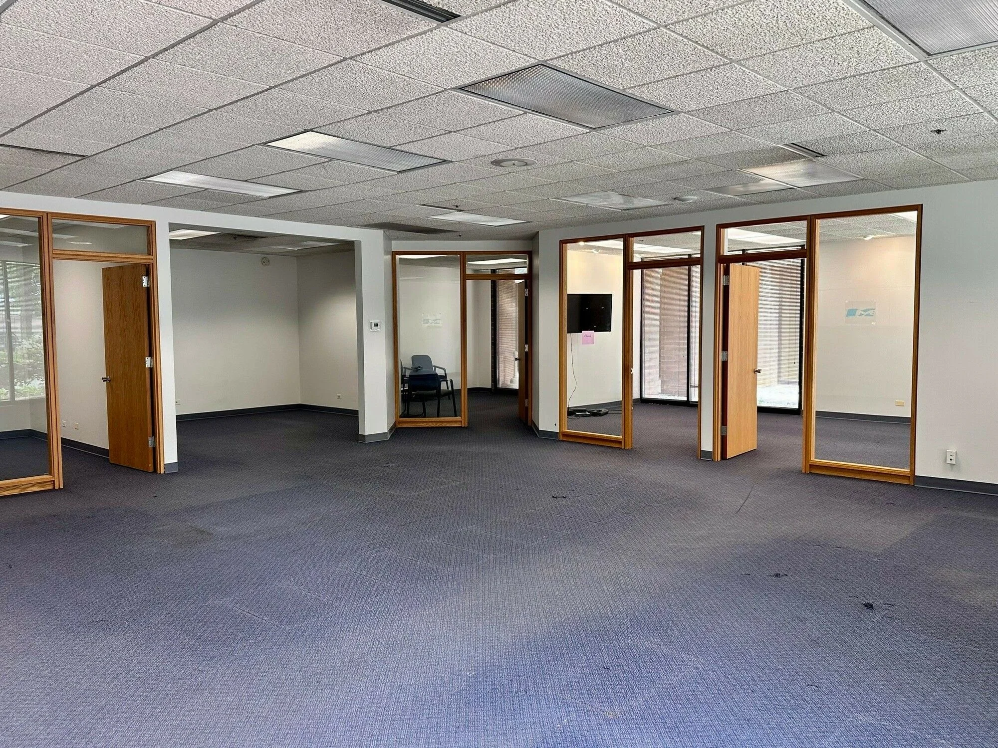 Howard O’Hare Business Center — Lease in Des Plaines, IL, photo 6 of 8