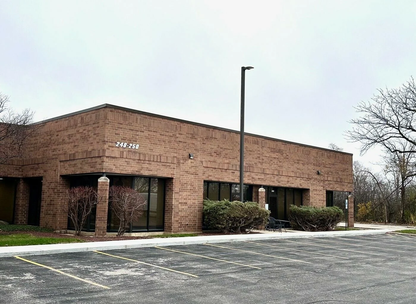 Howard O’Hare Business Center — Lease in Des Plaines, IL, photo 7 of 8
