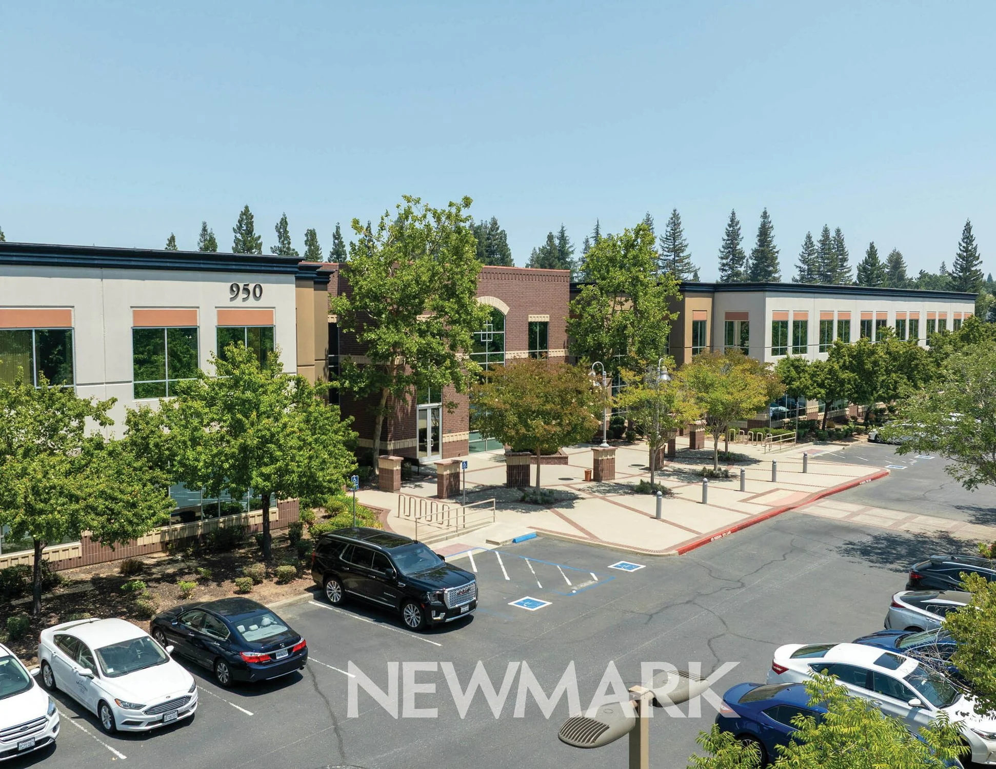 Natoma Station Corporate Center — Lease in Folsom, CA, photo 1 of 8