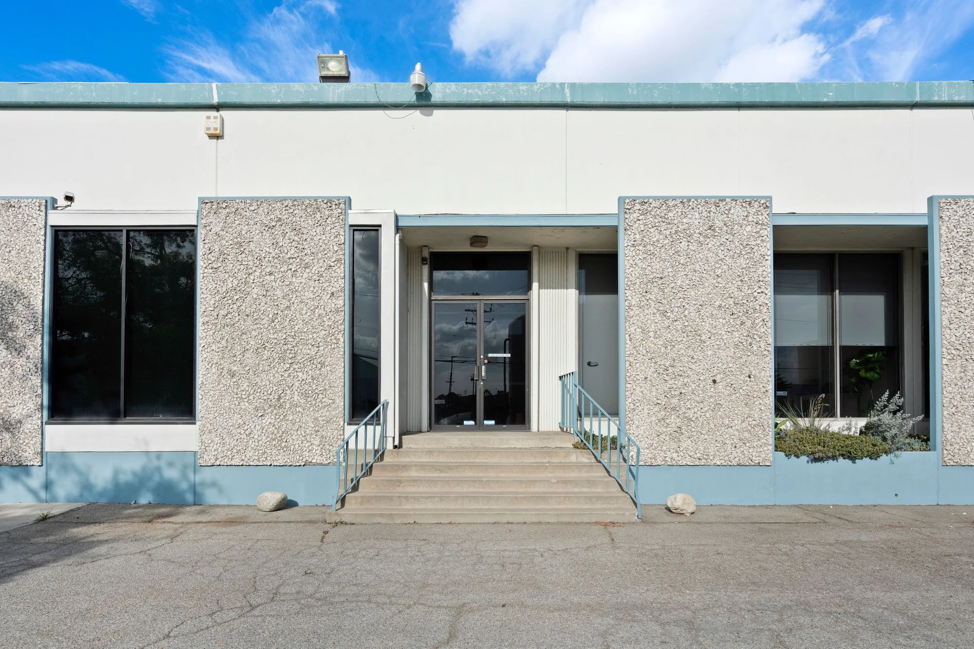 5717 Ferguson Drive, Commerce CA — Lease in Commerce, CA, photo 2 of 8