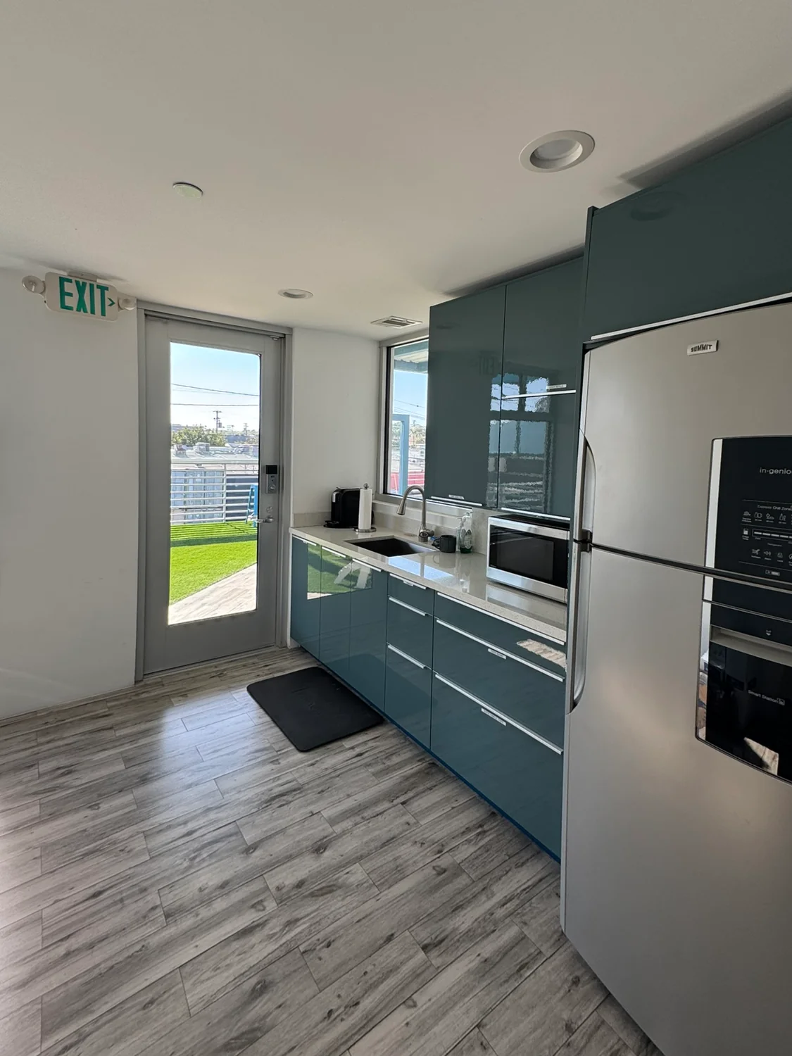 123 Lomita St. — Lease in El Segundo, CA, photo 4 of 8