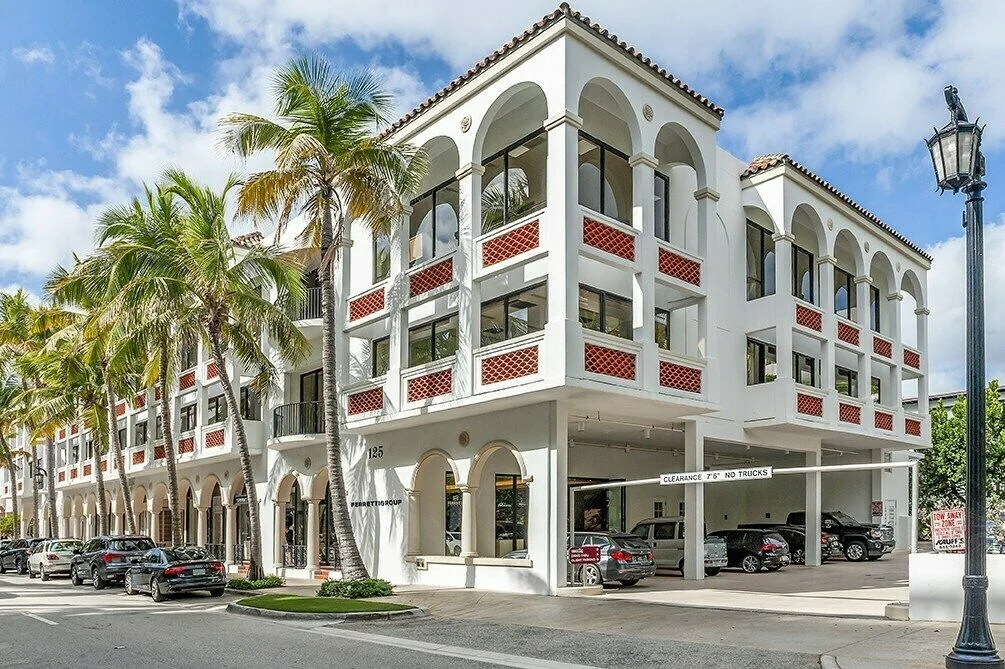 125 Worth Ave — Lease in Palm Beach, FL, photo 1 of 8