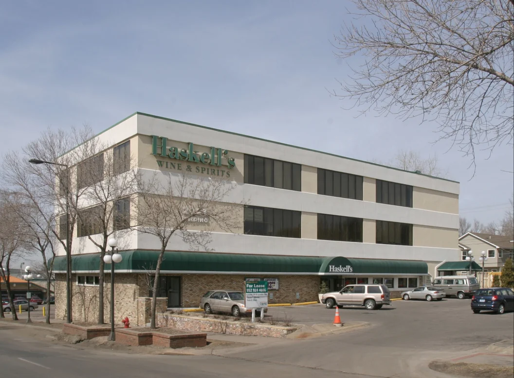 Haskell’s Square — Lease in Saint Paul, MN, photo 1 of 2