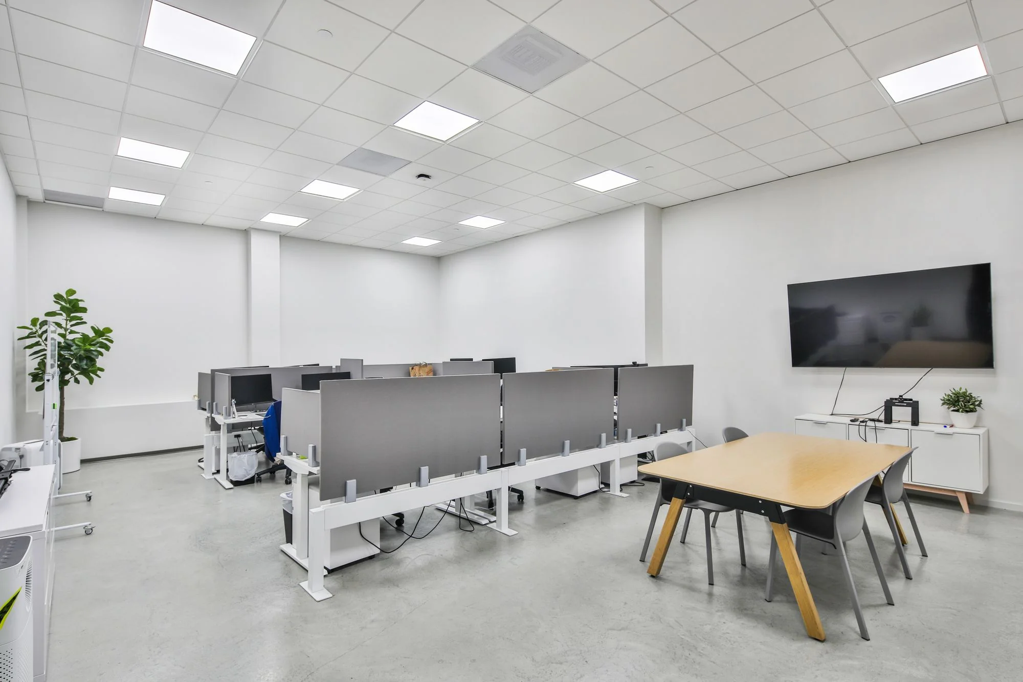 2250 Maple Ave — Lease in Los Angeles, CA, photo 5 of 8