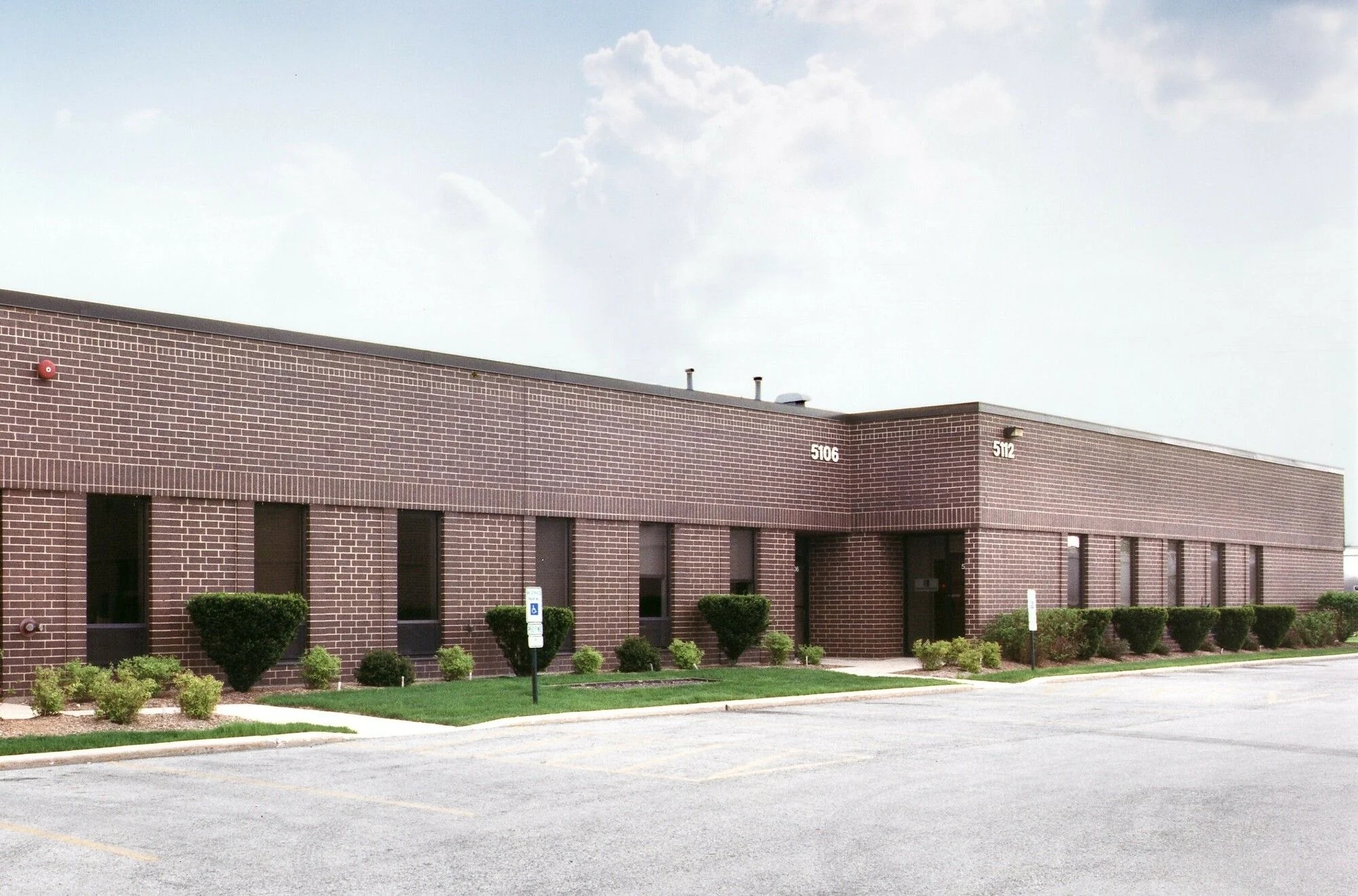 5112 Pearl Street — Lease in Schiller Park, IL, photo 1 of 2