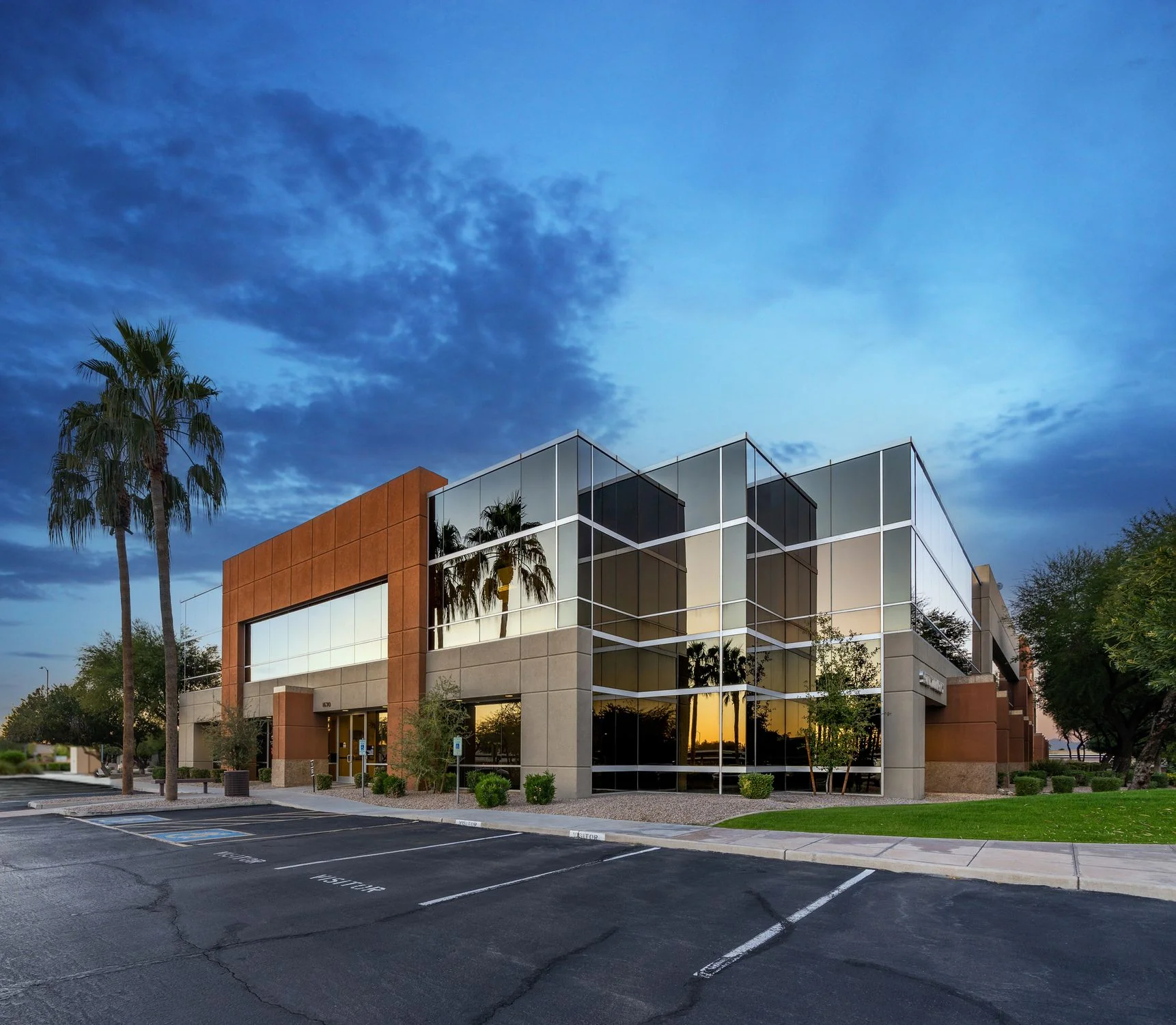 Stapley Center - 1640 Building — Lease in Mesa, AZ, photo 1 of 1