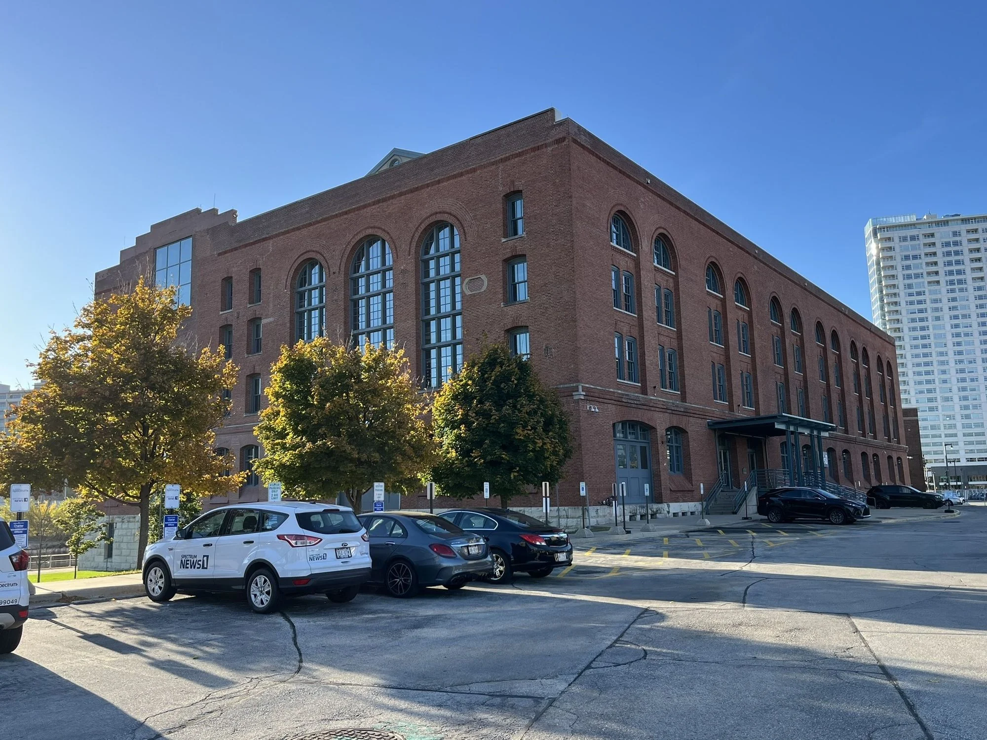 1320 MLK — Lease in Milwaukee, WI, photo 1 of 8