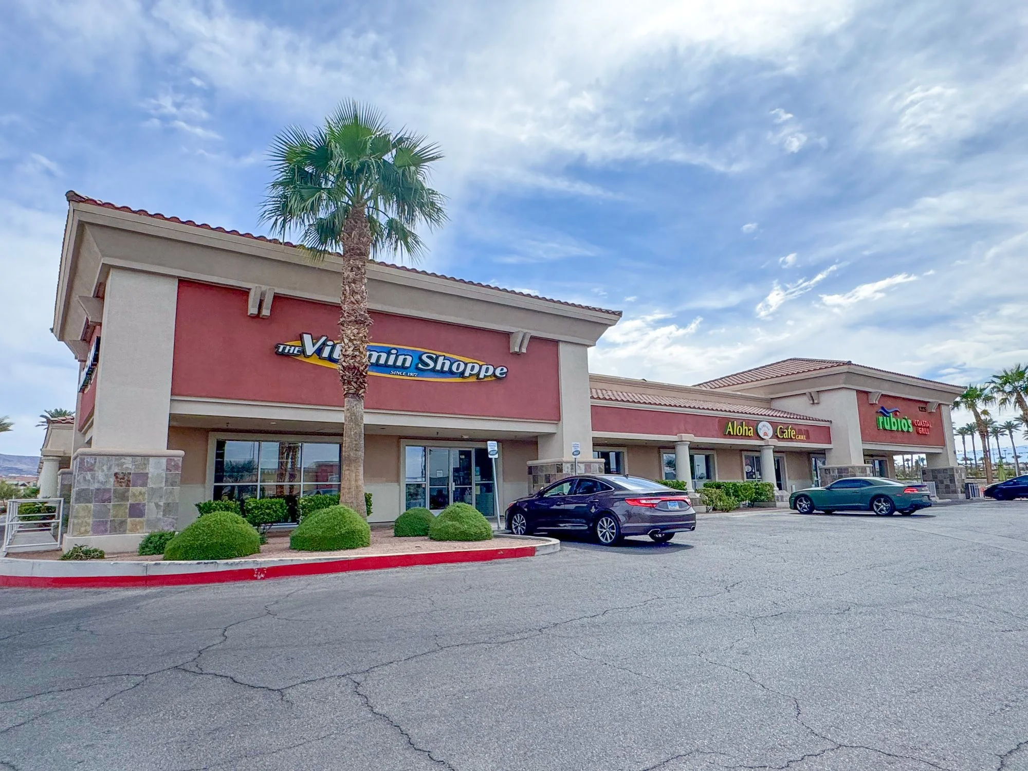 Sunset Center — Lease in Henderson, NV, photo 5 of 8