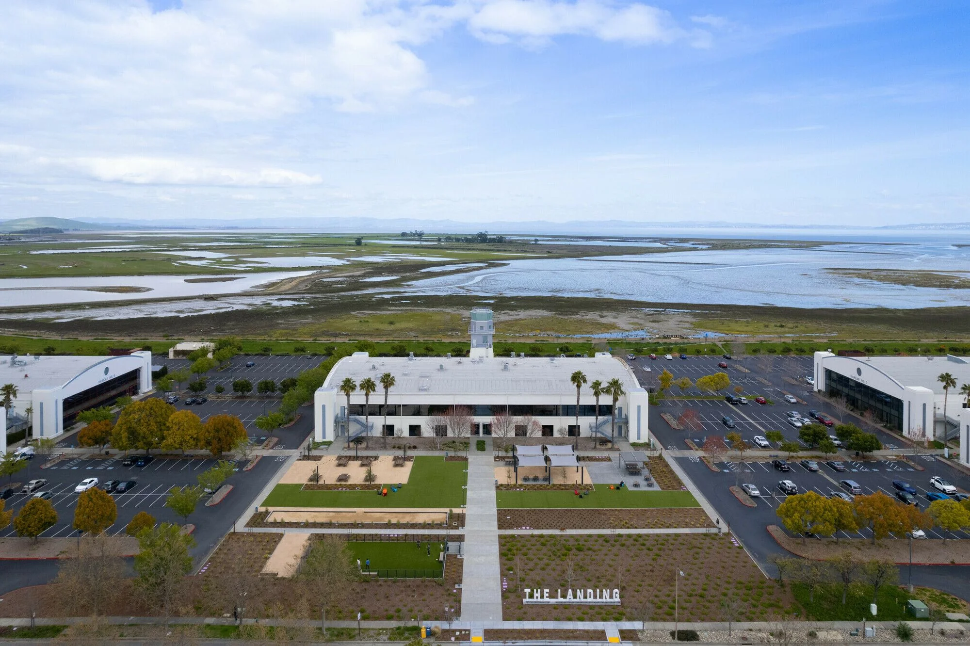 10 Hamilton Landing - Hangar 10 — Lease in Novato, CA, photo 1 of 1