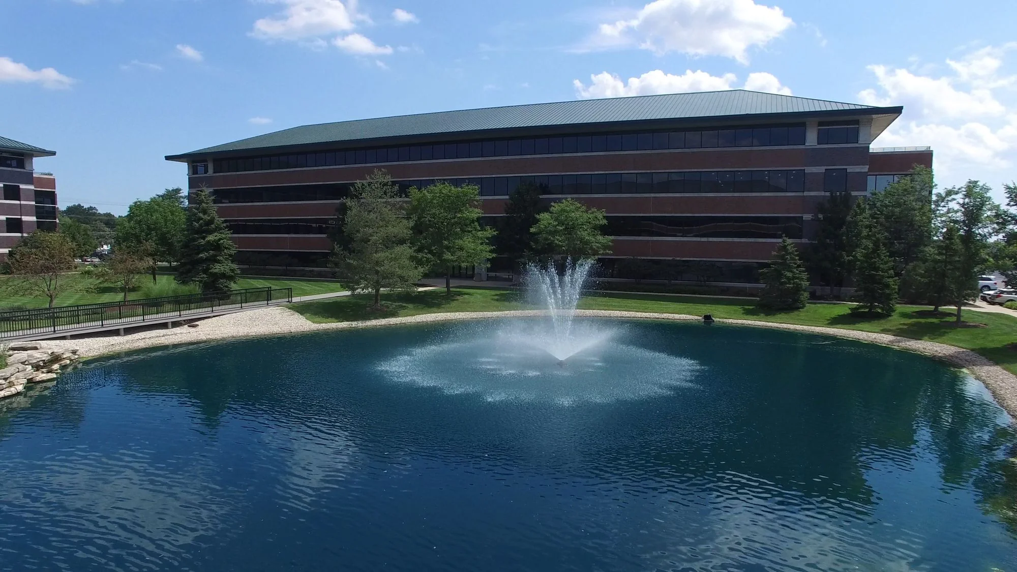 Honeycreek III — Lease in Milwaukee, WI, photo 1 of 8