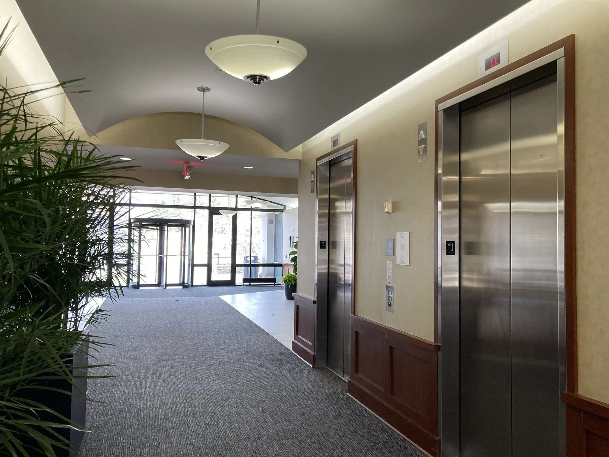 Honeycreek III — Lease in Milwaukee, WI, photo 5 of 8