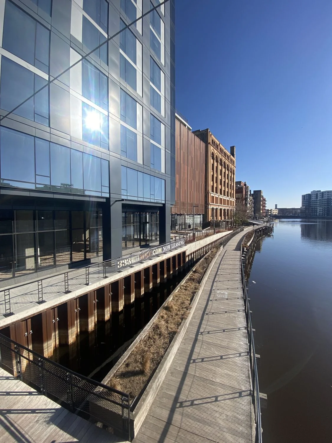 333 N Water St — Lease in Milwaukee, WI, photo 3 of 3